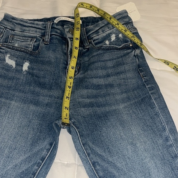 Altar’d State Women's Distressed Flare Jeans size 25 - Picture 6 of 12